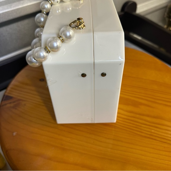 Crown Design Mini Bag - Cream and Black‎ - Picture 4 of 8